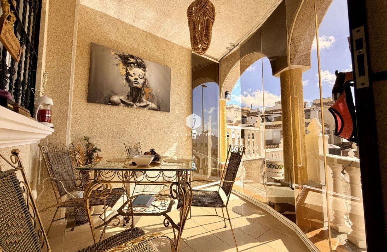 Aus zweiter Hand - Chalet -
Orihuela Costa - Costa Blanca