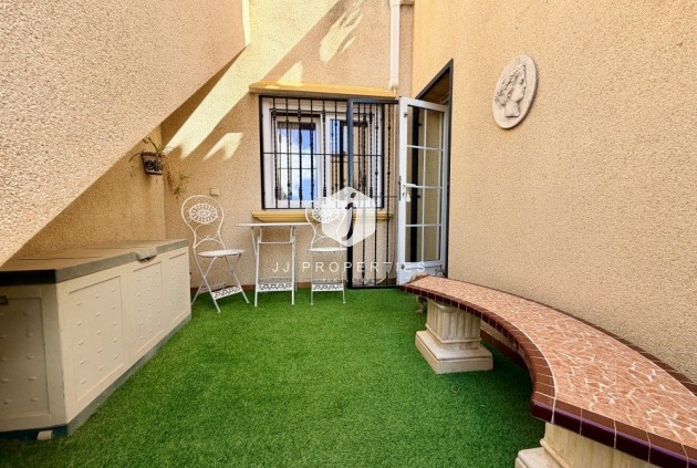 Aus zweiter Hand - Chalet -
Orihuela Costa - Costa Blanca