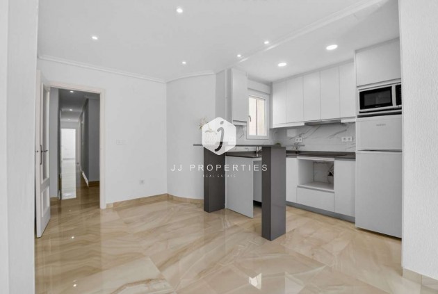 Resale - Apartment / flat -
Torrevieja - Costa Blanca
