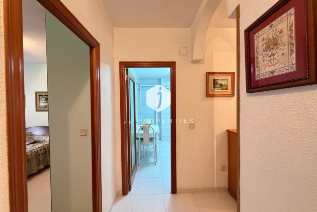 Resale - Apartment / flat -
Torrevieja - Playa del Cura
