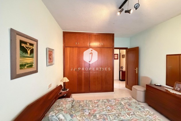 Resale - Apartment / flat -
Torrevieja - Playa del Cura