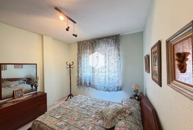 Resale - Apartment / flat -
Torrevieja - Playa del Cura