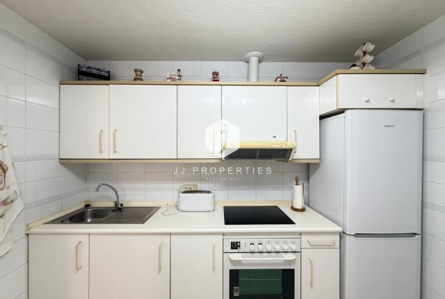 Resale - Apartment / flat -
Torrevieja - Playa del Cura