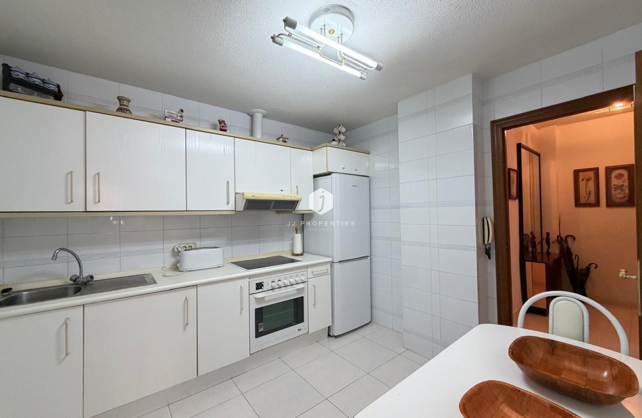 Resale - Apartment / flat -
Torrevieja - Playa del Cura