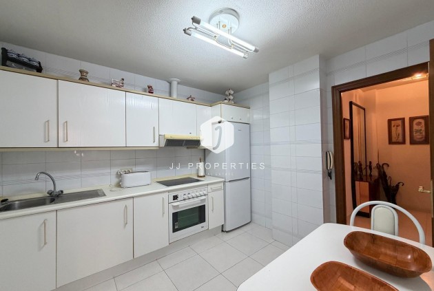 Resale - Apartment / flat -
Torrevieja - Playa del Cura