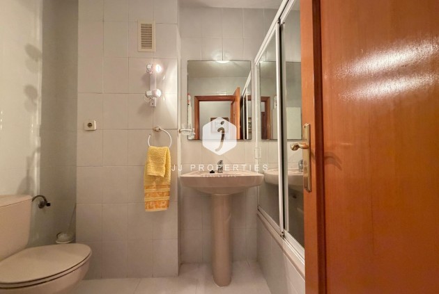 Resale - Apartment / flat -
Torrevieja - Playa del Cura