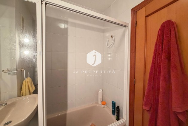 Resale - Apartment / flat -
Torrevieja - Playa del Cura