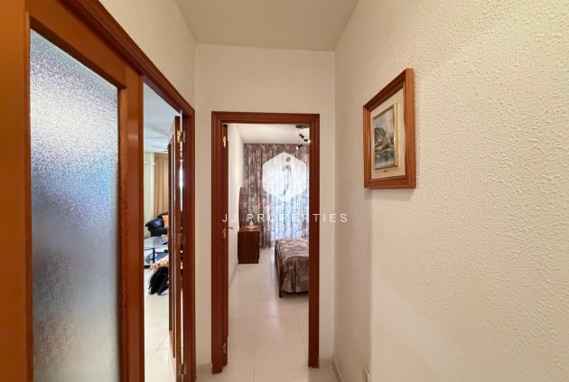 Resale - Apartment / flat -
Torrevieja - Playa del Cura