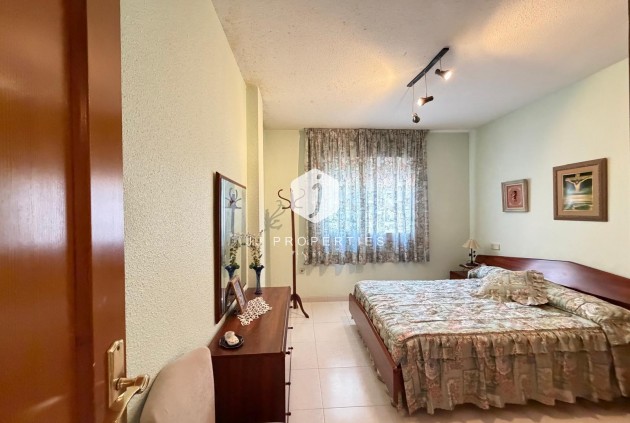 Resale - Apartment / flat -
Torrevieja - Playa del Cura