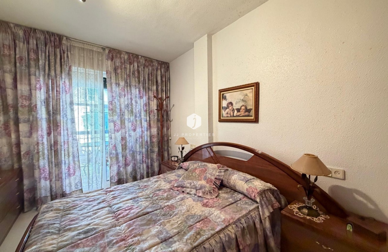 Resale - Apartment / flat -
Torrevieja - Playa del Cura