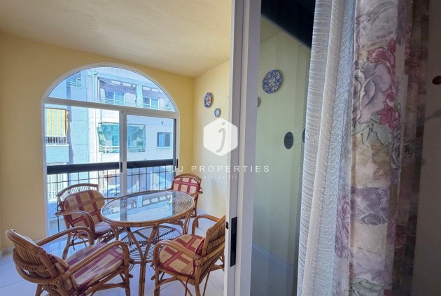 Resale - Apartment / flat -
Torrevieja - Playa del Cura