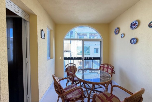Resale - Apartment / flat -
Torrevieja - Playa del Cura