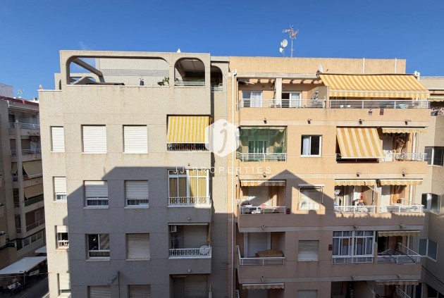 Resale - Apartment / flat -
Torrevieja - Playa del Cura