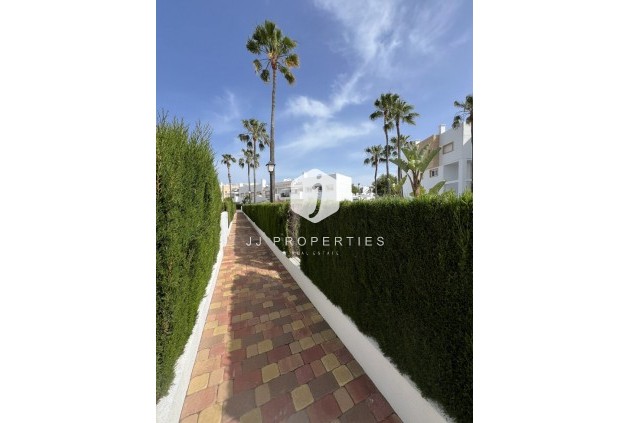 Tweedehands - Appartement / flat -
Orihuela Costa - Villamartín
