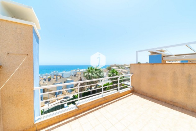 Resale - Chalet -
Orihuela Costa - Costa Blanca