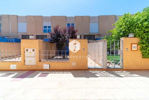 Resale - Chalet -
Orihuela Costa - Costa Blanca