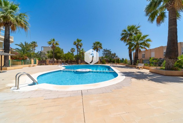 Resale - Chalet -
Orihuela Costa - Costa Blanca