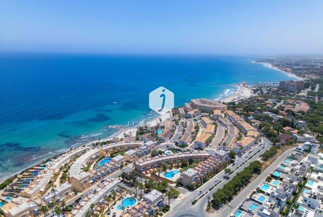 Resale - Chalet -
Orihuela Costa - Costa Blanca