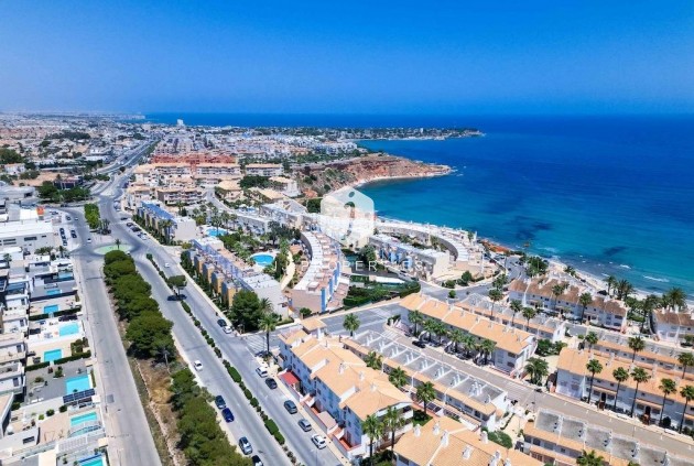 Resale - Chalet -
Orihuela Costa - Costa Blanca