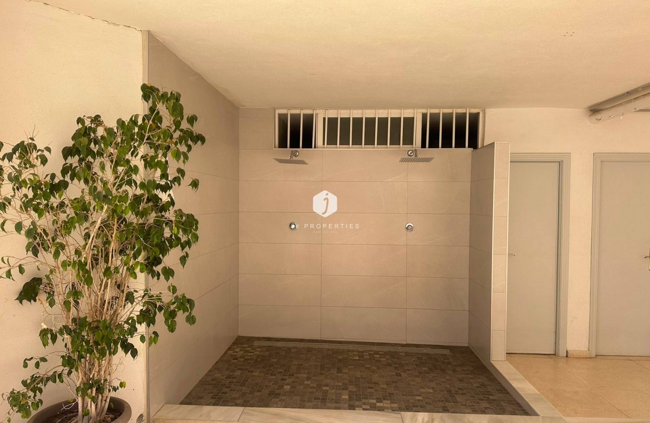 Resale - Apartment / flat -
Torrevieja - Estacion de autobuses
