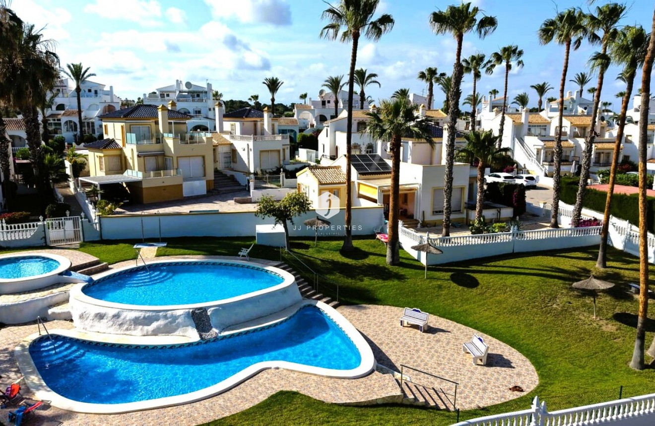 Resale - Chalet -
Los Dolses - Inland