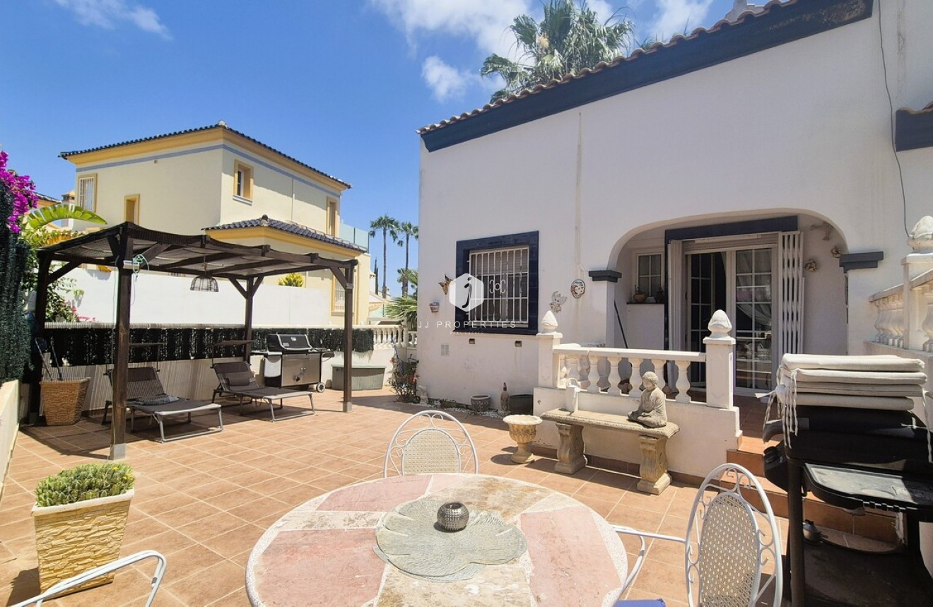 Resale - Chalet -
Los Dolses - Inland