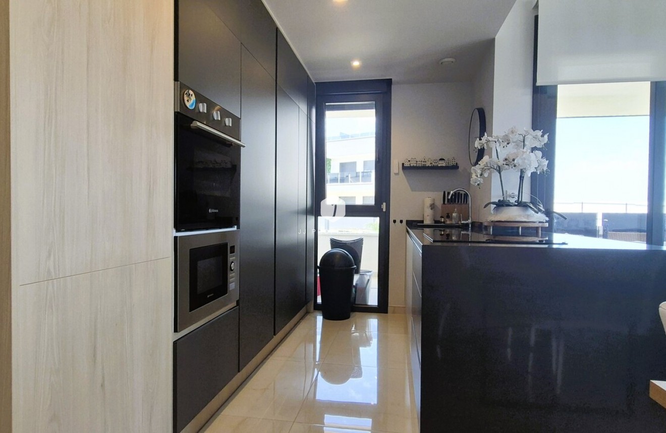 Resale - Apartment / flat -
Playa Flamenca - Costa Blanca