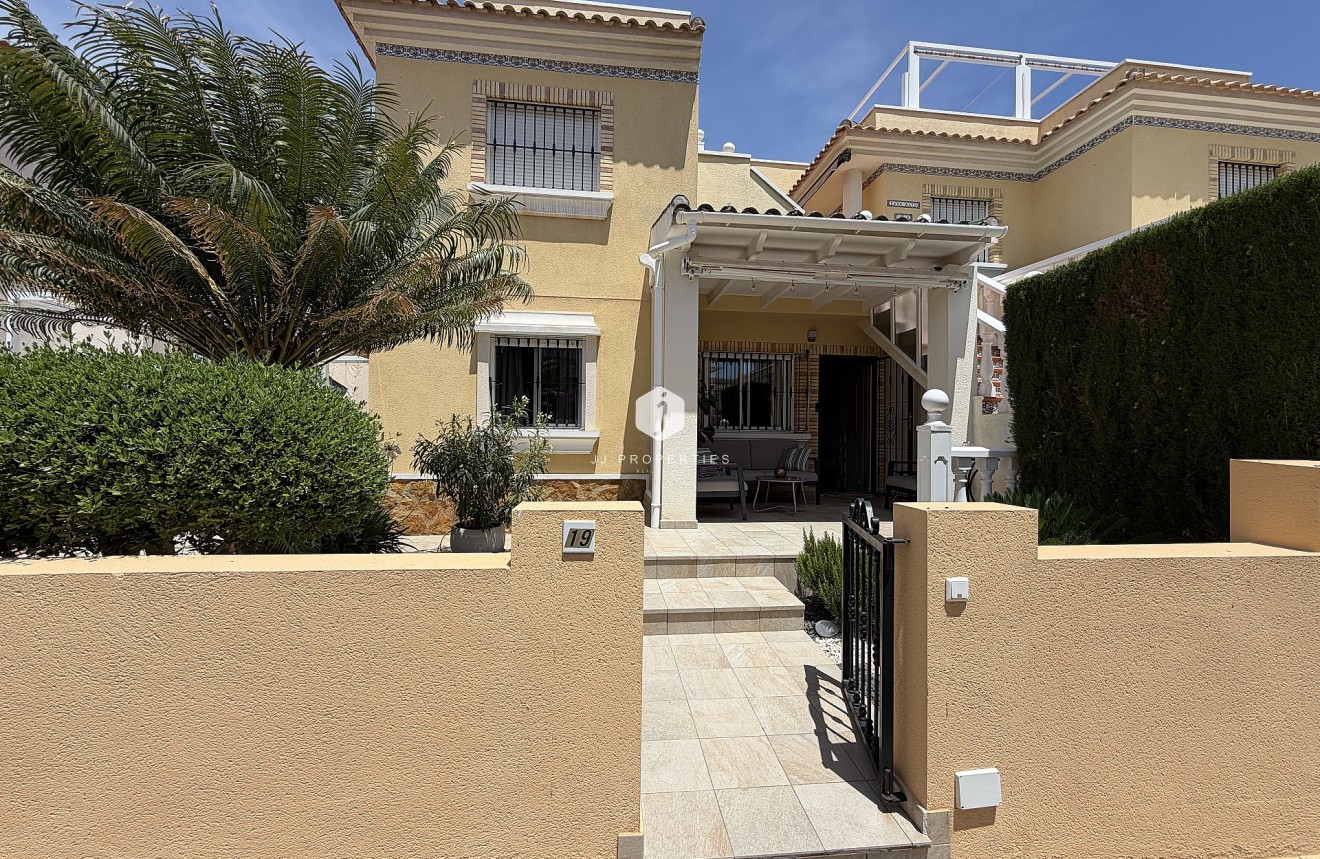 Aus zweiter Hand - Wohnung -
Orihuela Costa - Costa Blanca