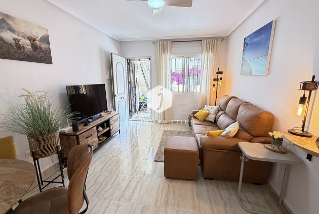 Aus zweiter Hand - Wohnung -
Orihuela Costa - Costa Blanca