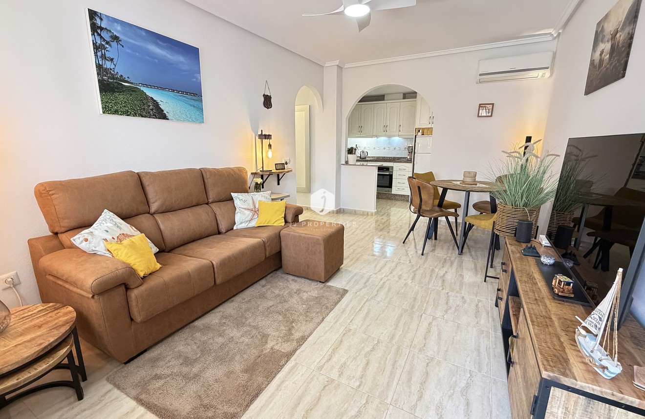 Aus zweiter Hand - Wohnung -
Orihuela Costa - Costa Blanca