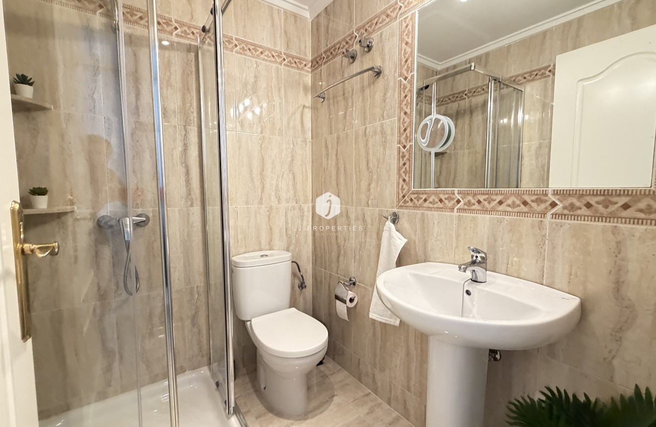 Aus zweiter Hand - Wohnung -
Orihuela Costa - Costa Blanca