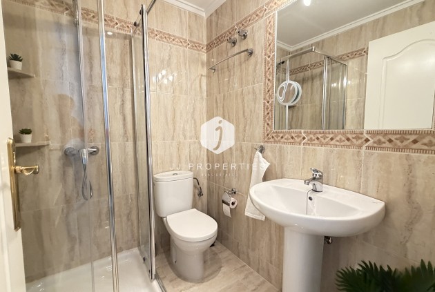 Aus zweiter Hand - Wohnung -
Orihuela Costa - Costa Blanca