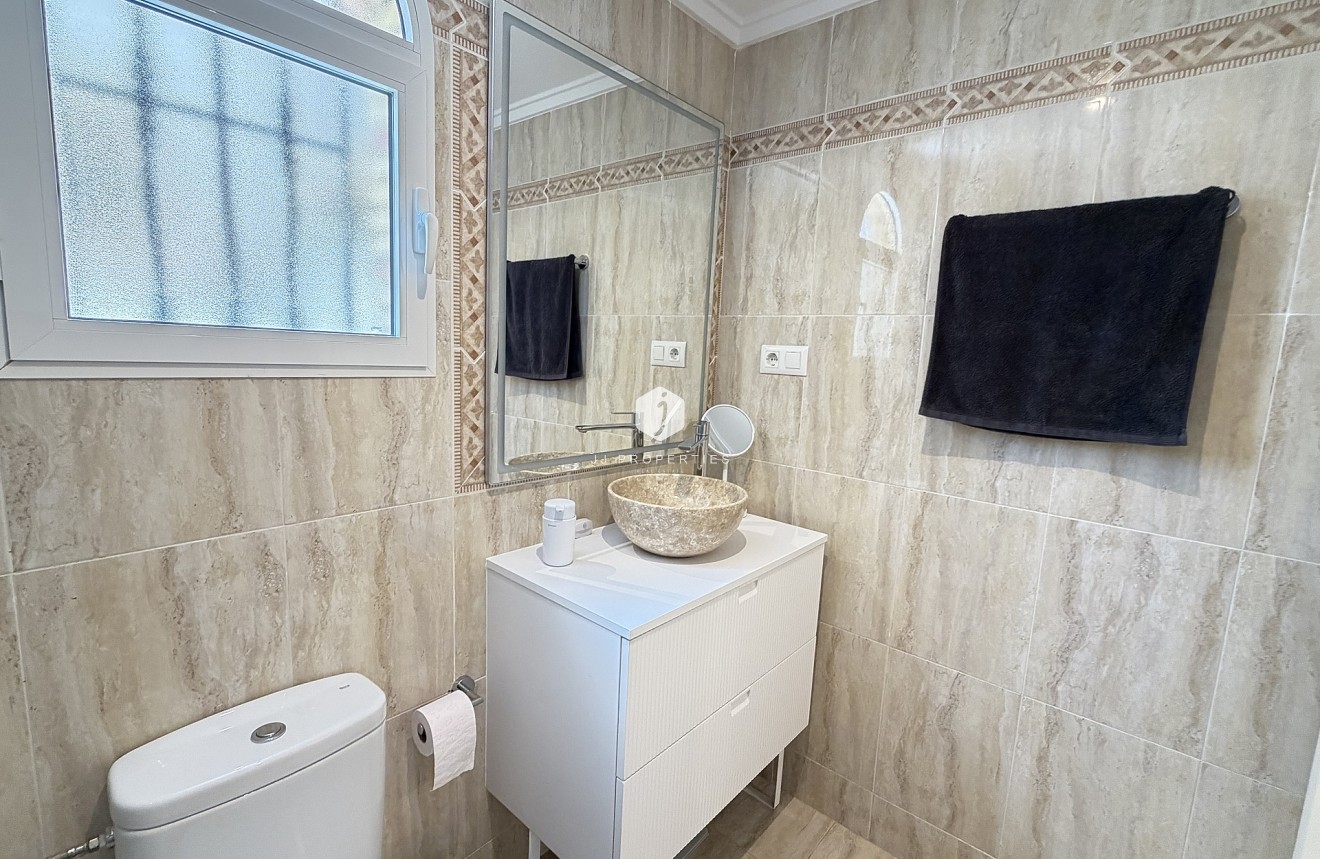 Aus zweiter Hand - Wohnung -
Orihuela Costa - Costa Blanca