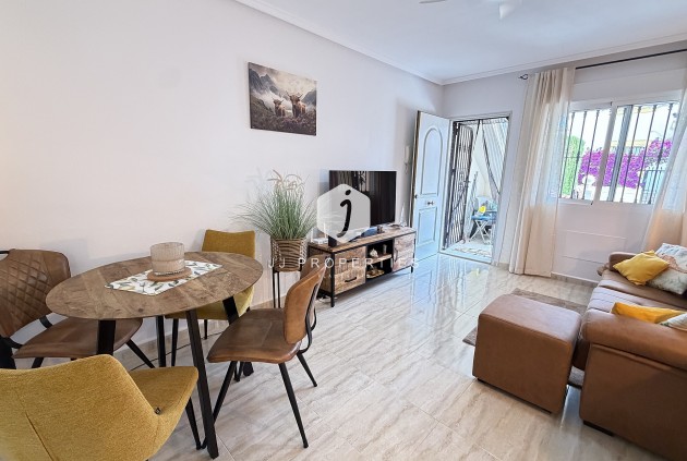 Aus zweiter Hand - Wohnung -
Orihuela Costa - Costa Blanca