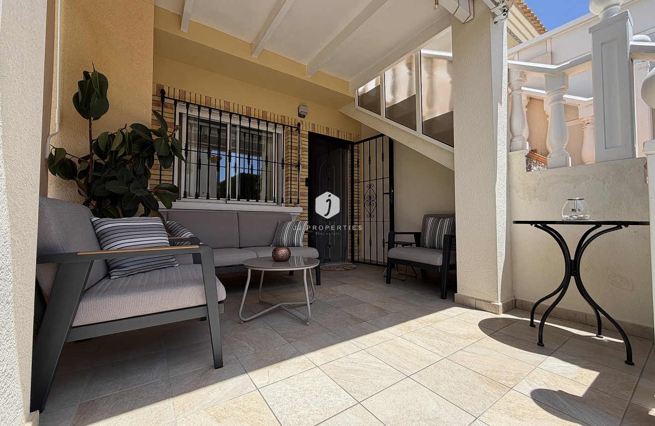 Aus zweiter Hand - Wohnung -
Orihuela Costa - Costa Blanca