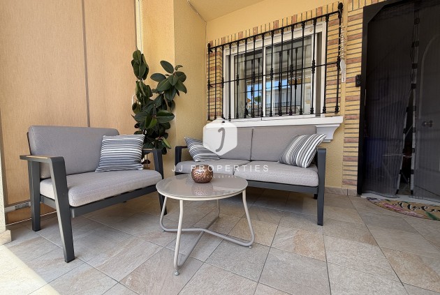 Aus zweiter Hand - Wohnung -
Orihuela Costa - Costa Blanca