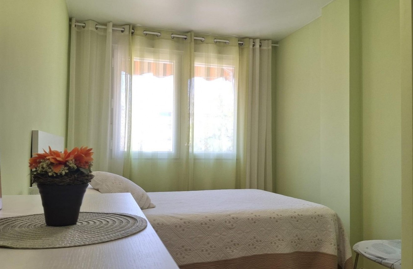 Tweedehands - Appartement / flat -
Torrevieja - Centro