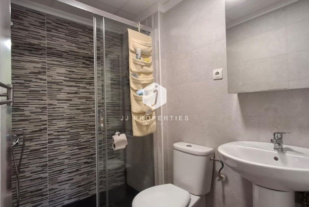 Tweedehands - Appartement / flat -
Torrevieja - Centro