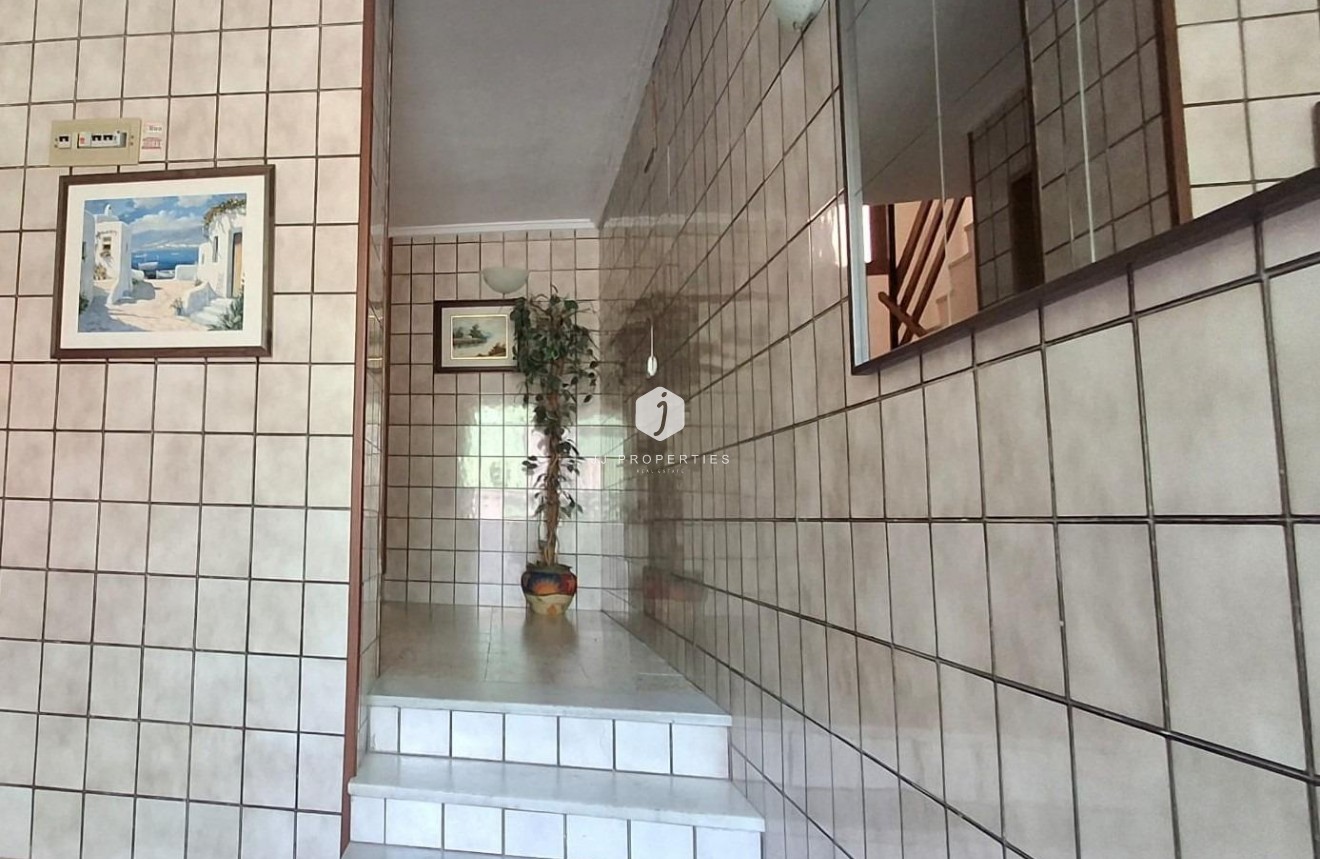 Tweedehands - Appartement / flat -
Torrevieja - Centro