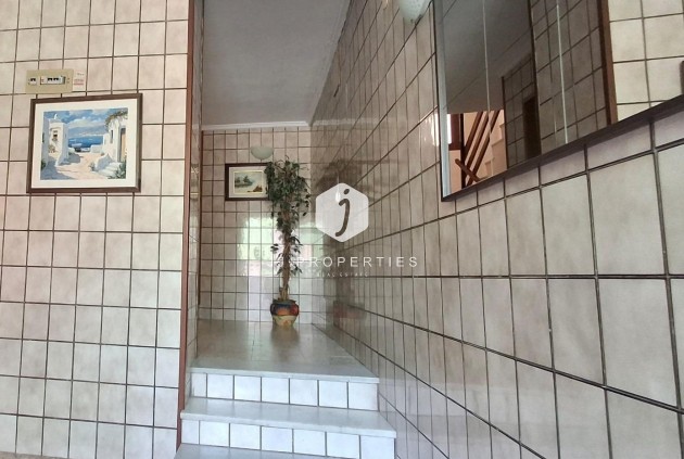 Tweedehands - Appartement / flat -
Torrevieja - Centro