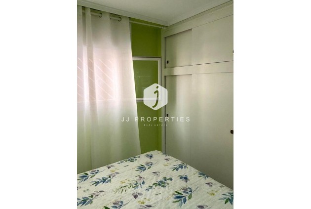Tweedehands - Appartement / flat -
Torrevieja - El molino