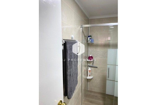 Tweedehands - Appartement / flat -
Torrevieja - El molino