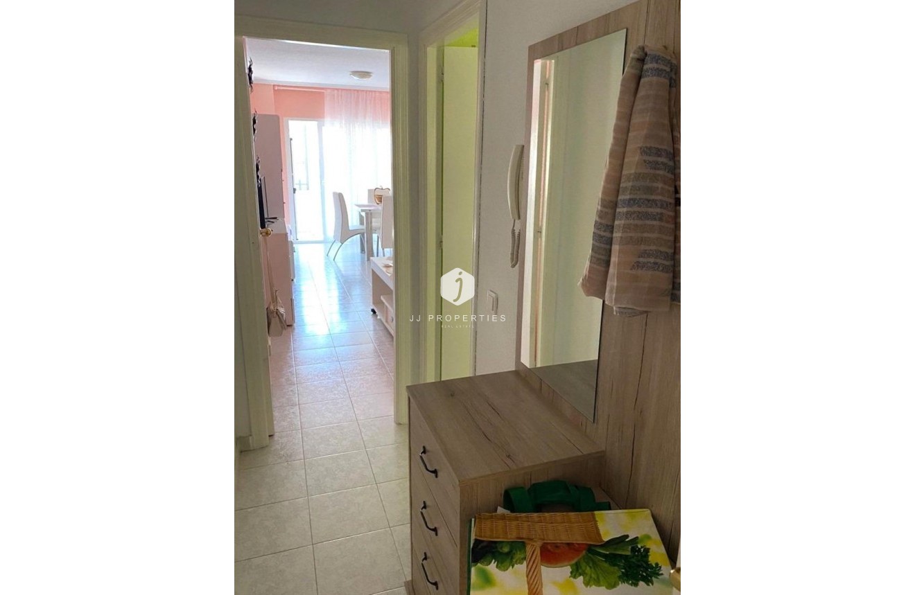 Tweedehands - Appartement / flat -
Torrevieja - El molino