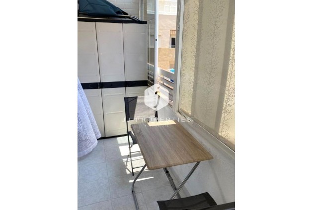 Tweedehands - Appartement / flat -
Torrevieja - El molino