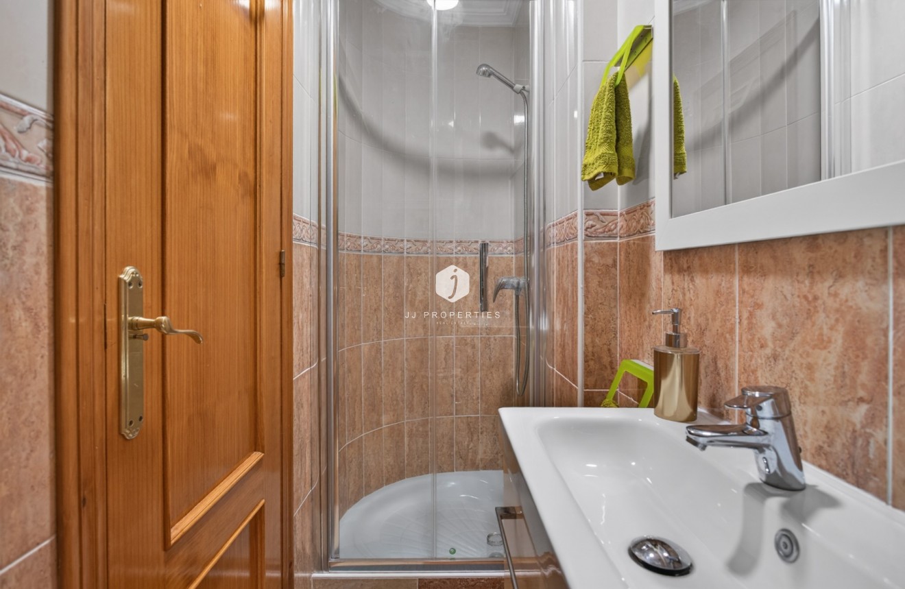 Aus zweiter Hand - Villa -
Orihuela Costa - Costa Blanca