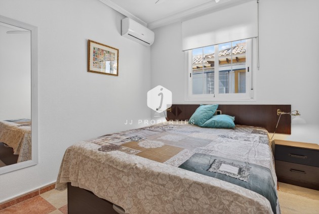 Aus zweiter Hand - Villa -
Orihuela Costa - Costa Blanca