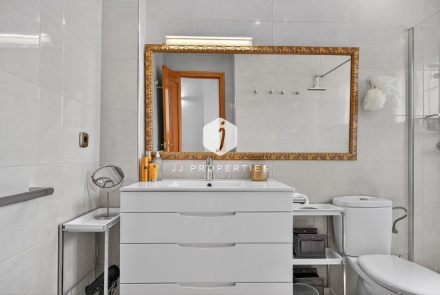 Aus zweiter Hand - Villa -
Orihuela Costa - Costa Blanca