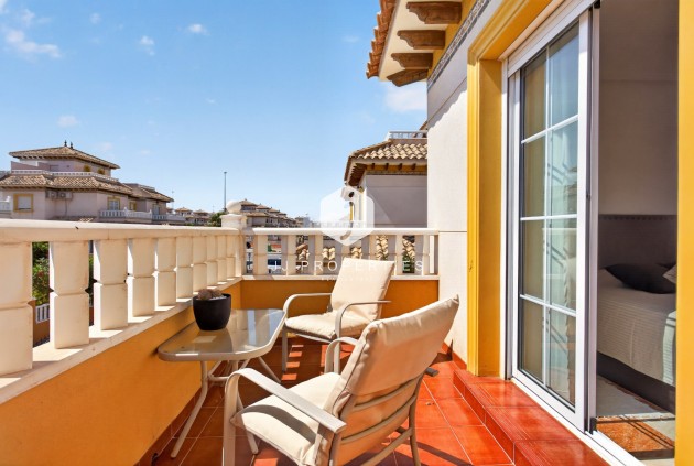 Aus zweiter Hand - Villa -
Orihuela Costa - Costa Blanca