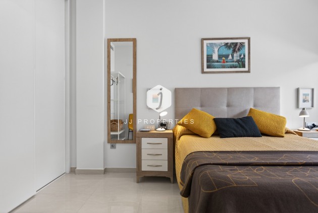 Aus zweiter Hand - Wohnung -
Torrevieja - Costa Blanca