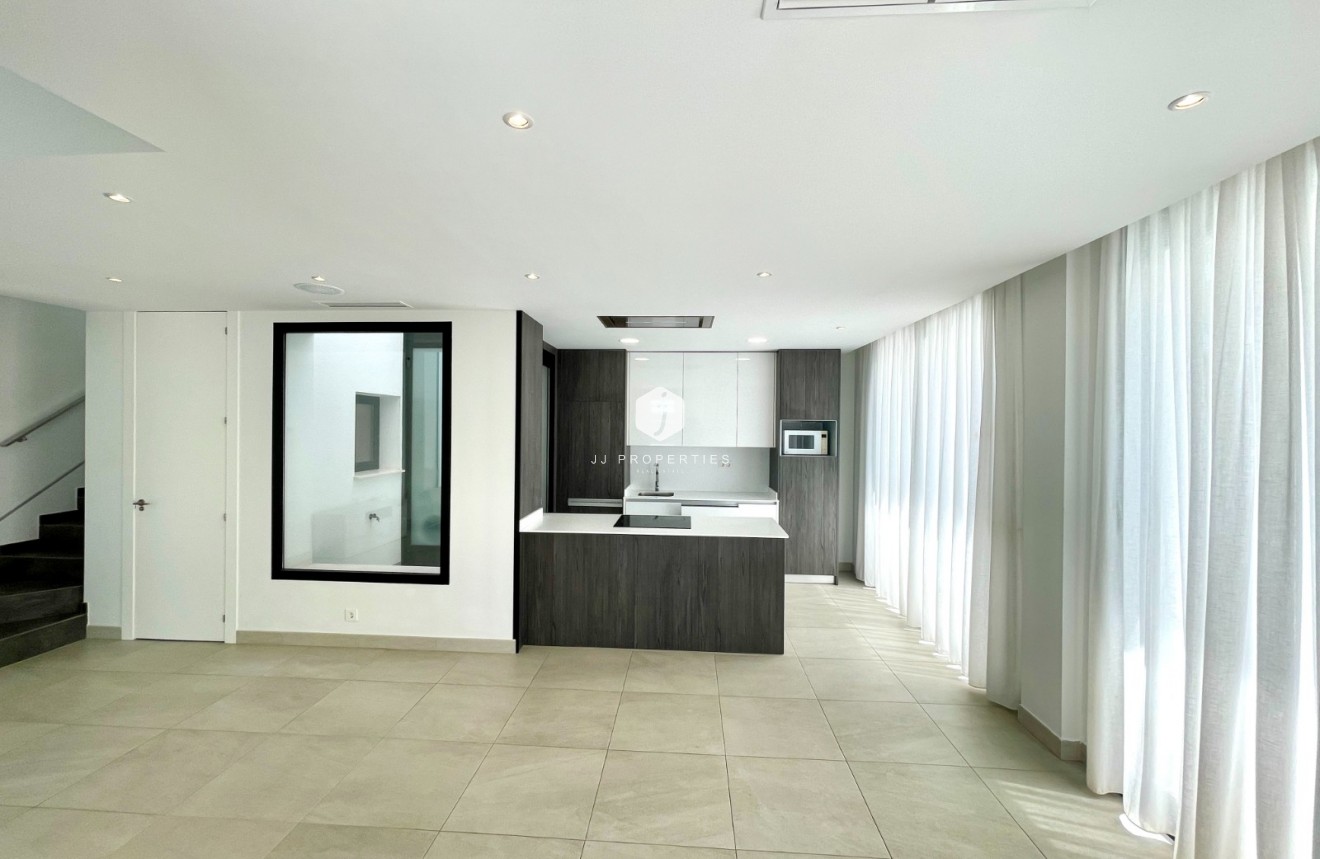 Resale - Villa -
Benijofar - Costa Blanca